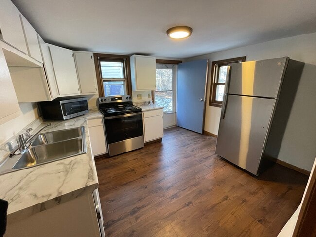 Photo - 218 N 8th Ave