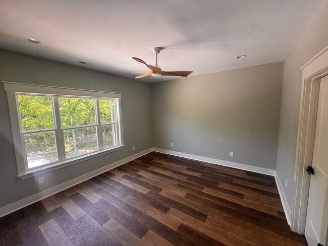 Photo - LAKE VIEW RENTAL HOME IN GUNTERSVILLE, AL