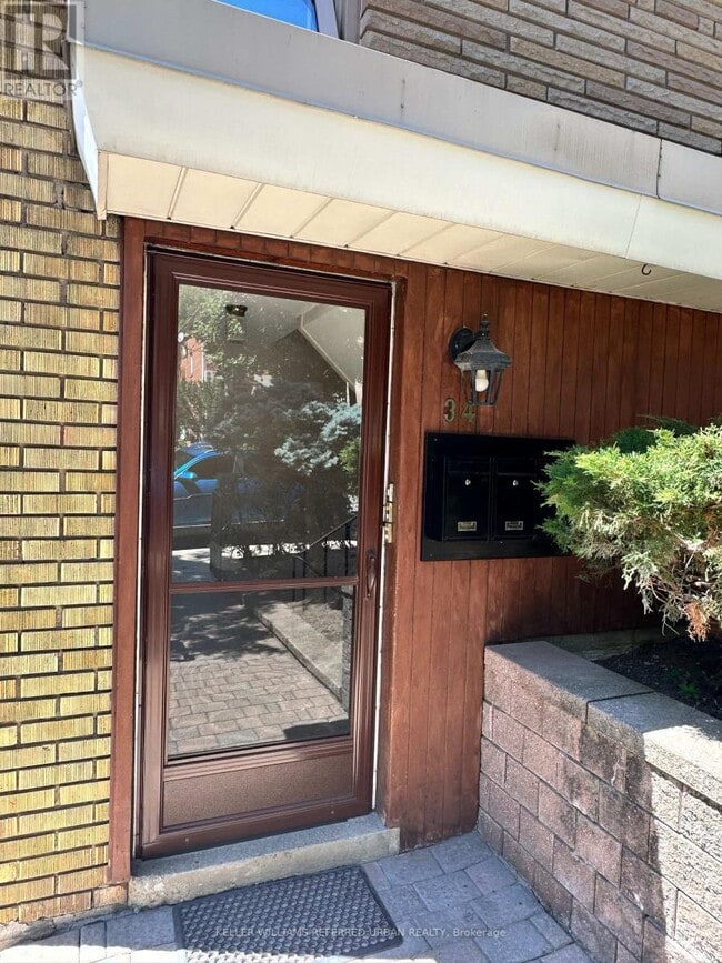 Photo - 34 Rosewell Ave Unit 1