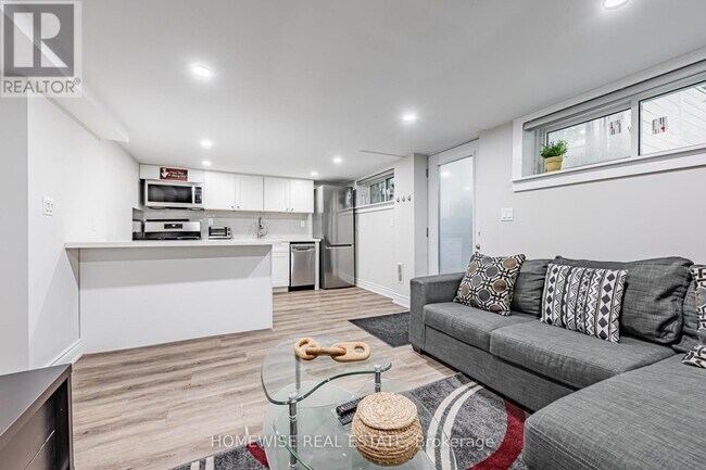 Photo - 68 Fairleigh Crescent