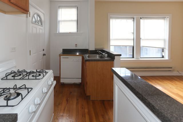 Photo - 667 W Cornelia Ave Unit 9