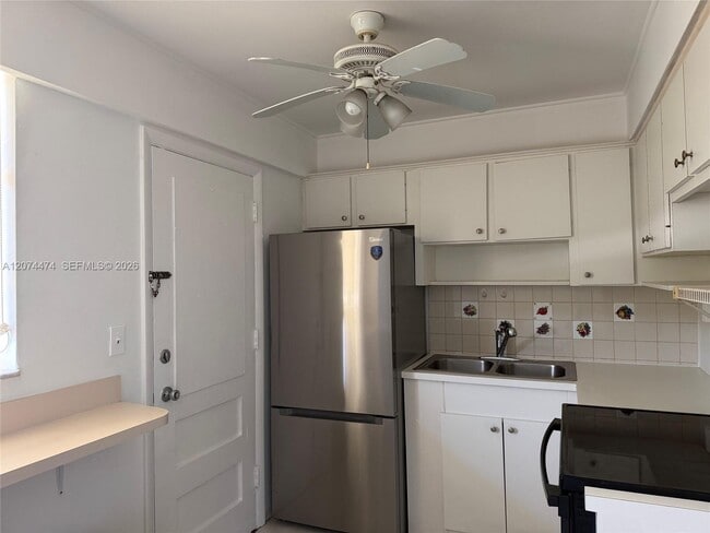Photo - 2910 Point E Dr Unit M514