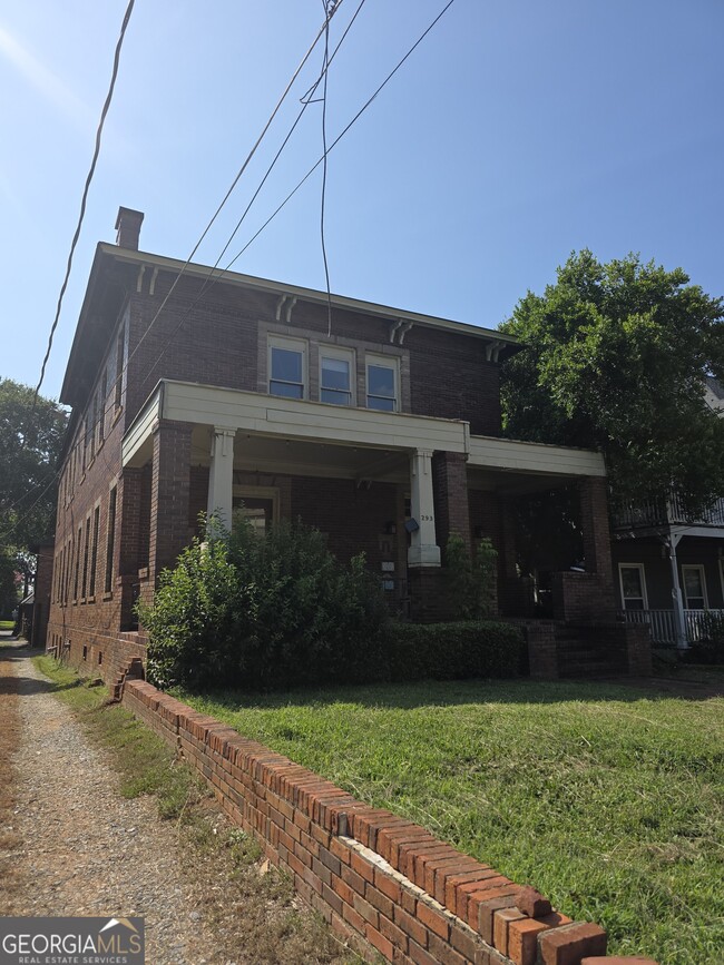 Building Photo - 293 Orange St Rental