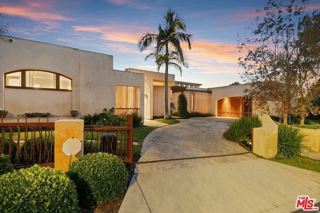 Photo - 1740 Carla Ridge