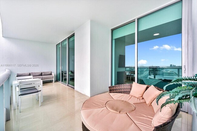 Photo - 900 Biscayne Blvd Unidad 3109