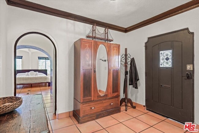 Photo - 6119 Del Valle Dr