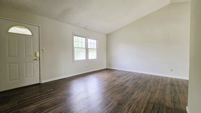 Photo - 3013 Barrybrook Ct