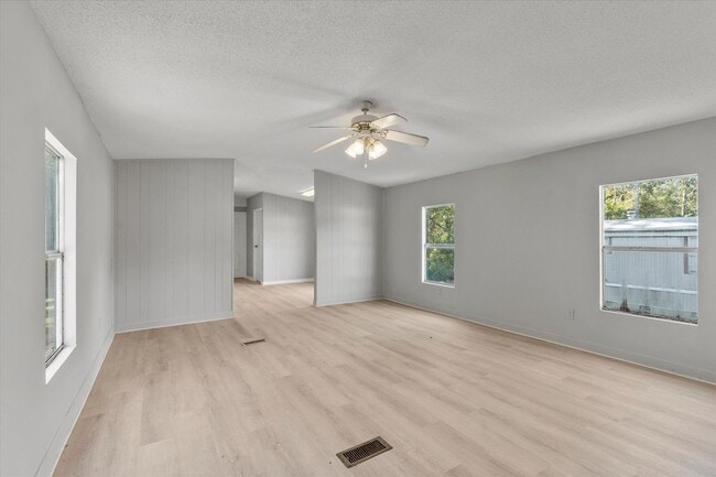 Photo - Completely Updated 3BR/2BA Trailer in Musc...