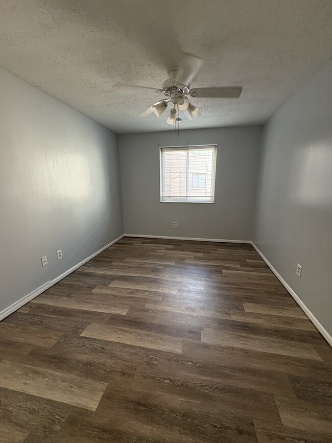 Photo - 4355 Maryland Ave