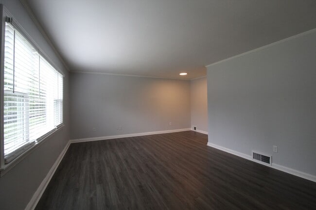 Photo - 3 Bedroom 1 Bath Home In Prairie Village