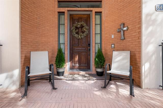 Photo - 8444 Library Street