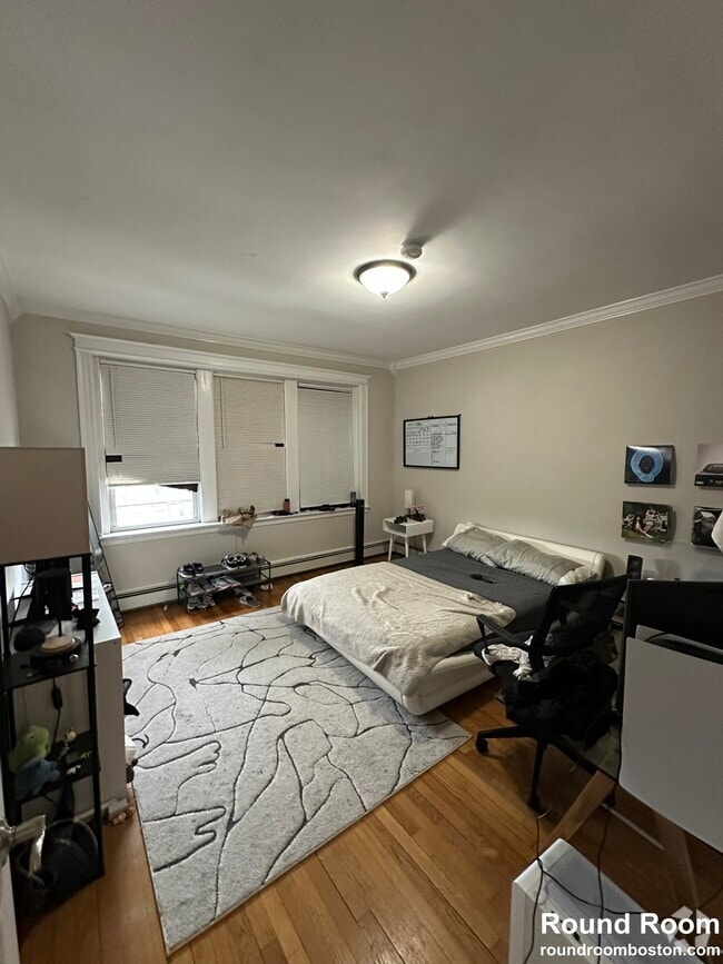 Building Photo - 1653 Commonwealth Ave Unit 4 Rental