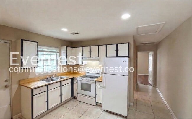 Photo - 1525 Kirby Ave