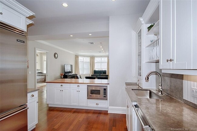 Photo - 100 Stone Ridge Way Unit APT 1H