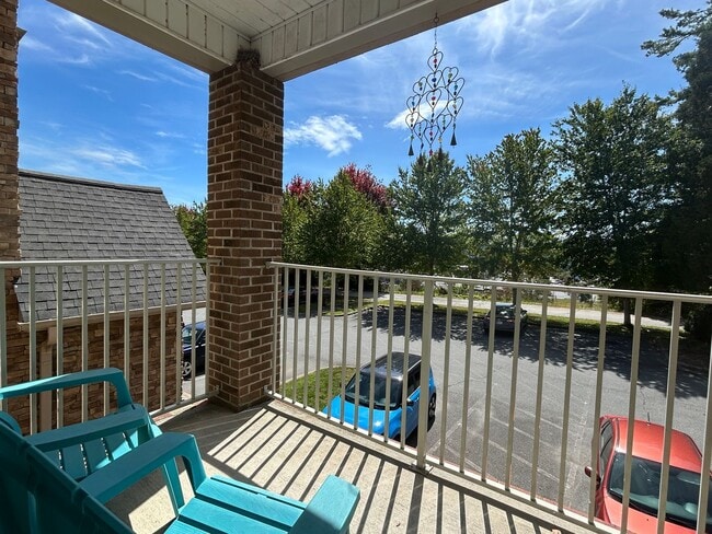 Photo - Convenient Boone Living – 3BD/3BA at Pine ... Unit 201