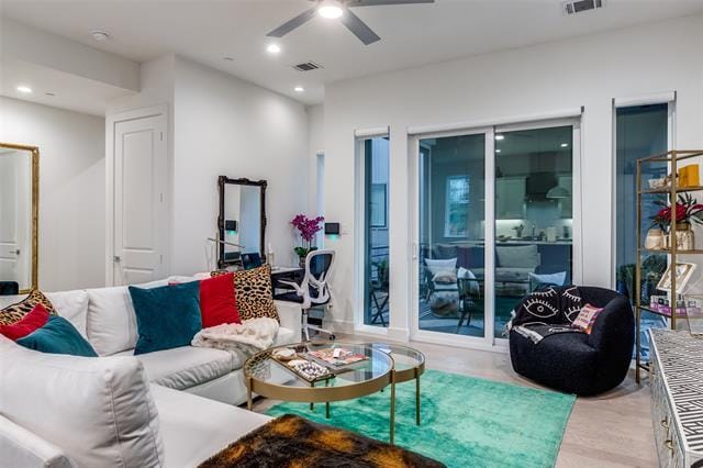 Photo - 5703 Lindell Ave Unit 102