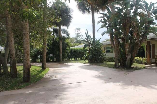 Photo - 1084 SE St Lucie Blvd