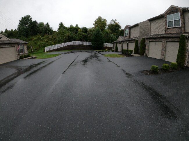 Photo - 2390 Mill Rd