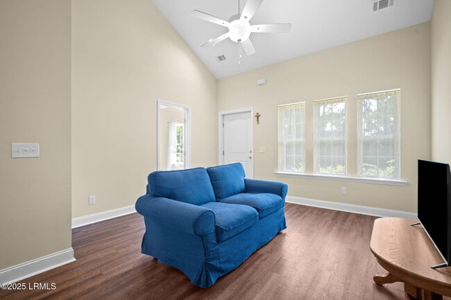 Photo - 222 Admiration Ave