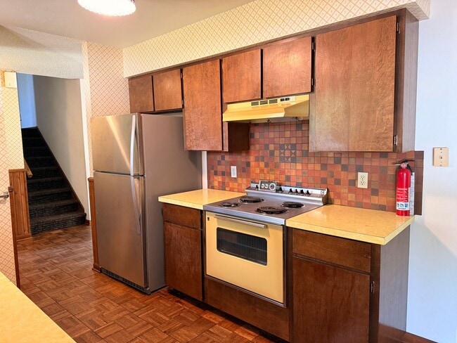 Photo - 1070 E Margaret Ave