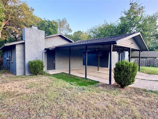 Building Photo - 6909 Cooper Ln