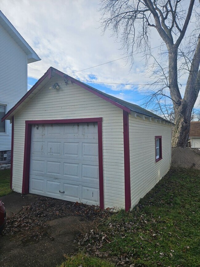 Photo - 3-bedroom 1-bath home 44314