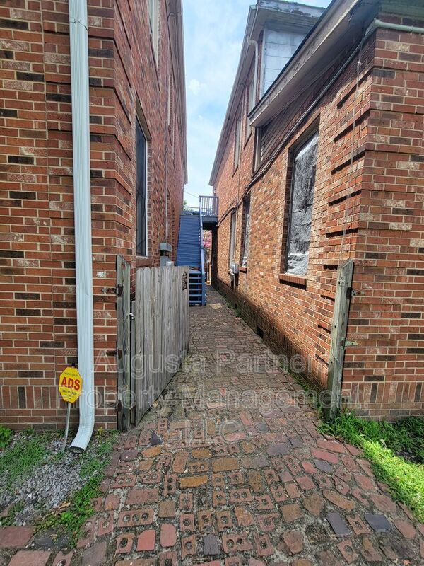 Photo - 508 3rd St Unit Apt A
