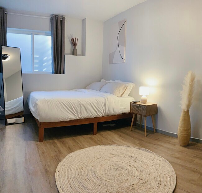 Photo - 4712 Delridge Way SW