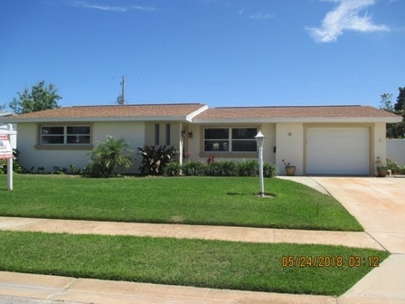Building Photo - Gorgeous 3 Bedroom Beachside Home!