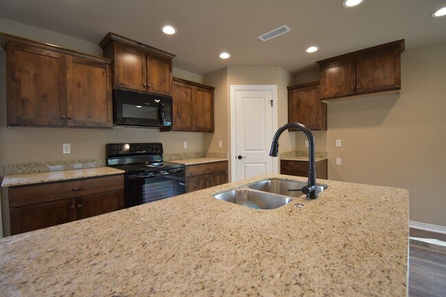 Photo - 3 Bedroom 2 Bathroom Home In Fayetteville Arkansas.