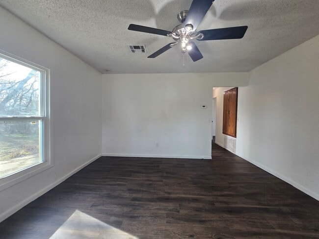 Photo - 2 Bed 1 Bath Home in Shawnee