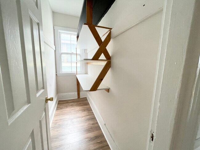 28 Harbor View St Unit 3