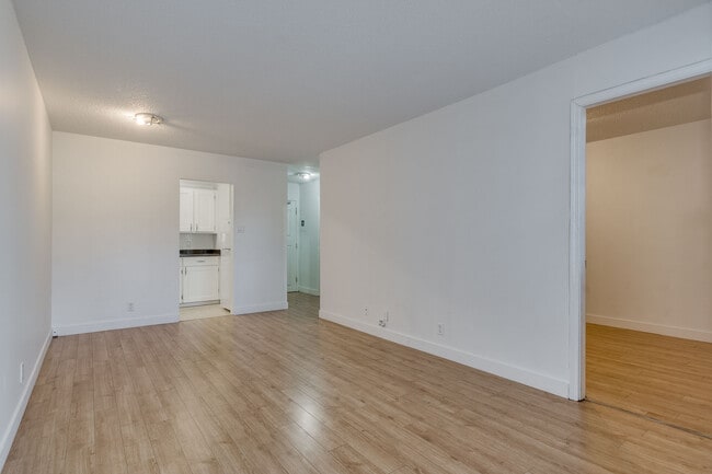 1 BR - Marine Terrace