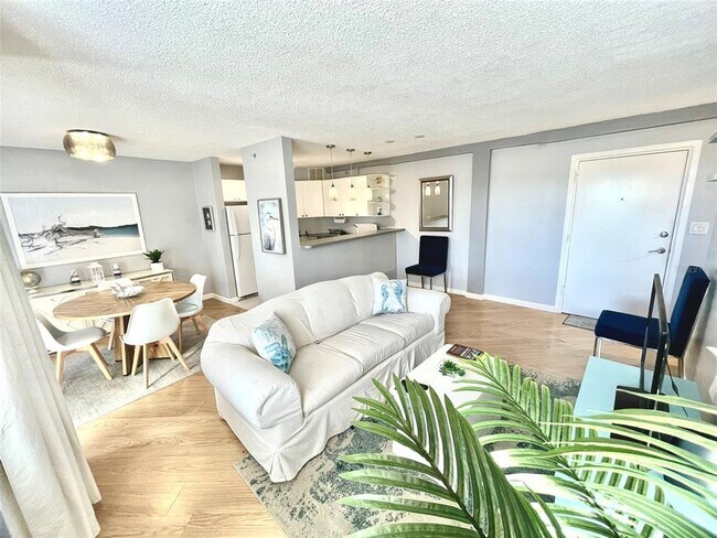 Photo - 3315 58th Ave S Unidad 304