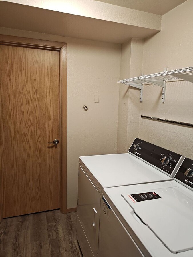 Photo - Two bedroom with den! Washer and dryer in ... Apartment Unit F302
