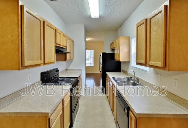 Photo - 8449 India Ave