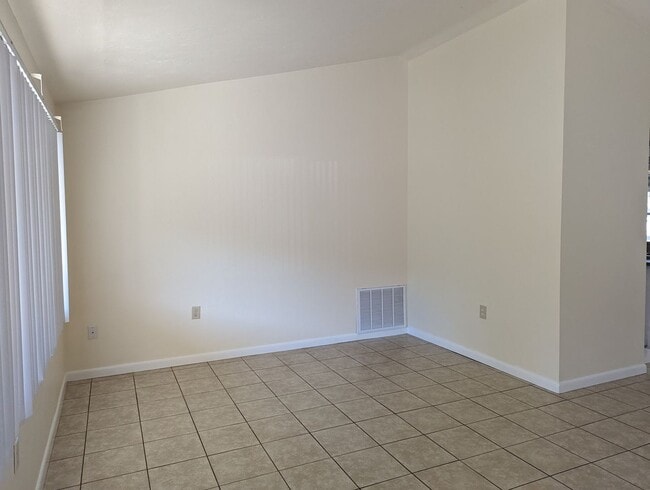 Photo - 1003 W Buttonbush Dr