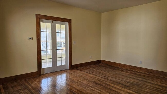 Photo - 158 3rd St Unit 1