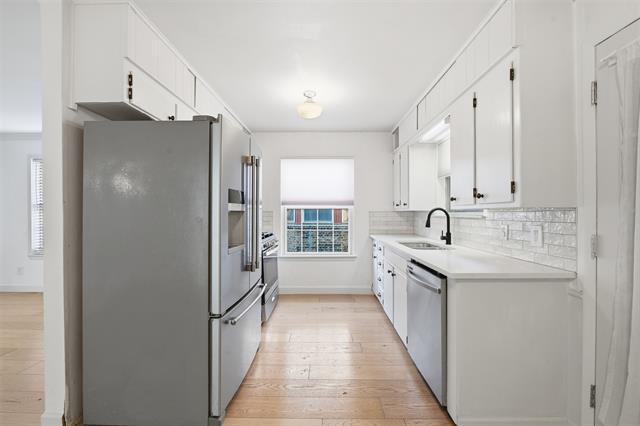 Photo - 402 Vicki St