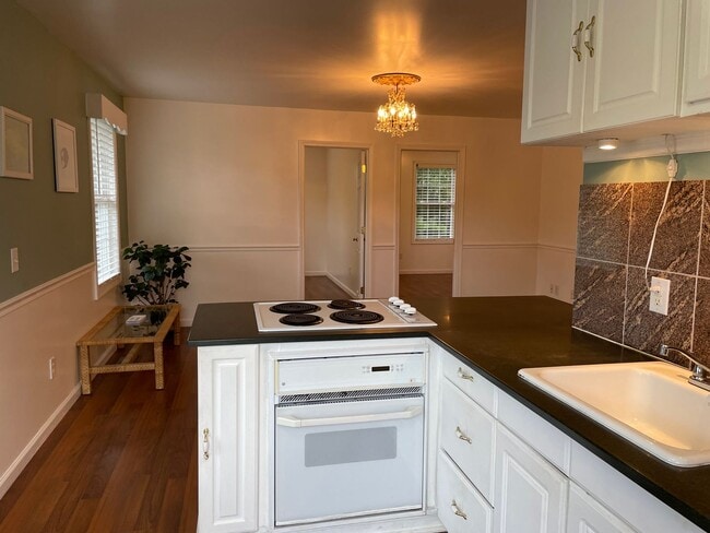 Photo - 2203 Yaupon Dr