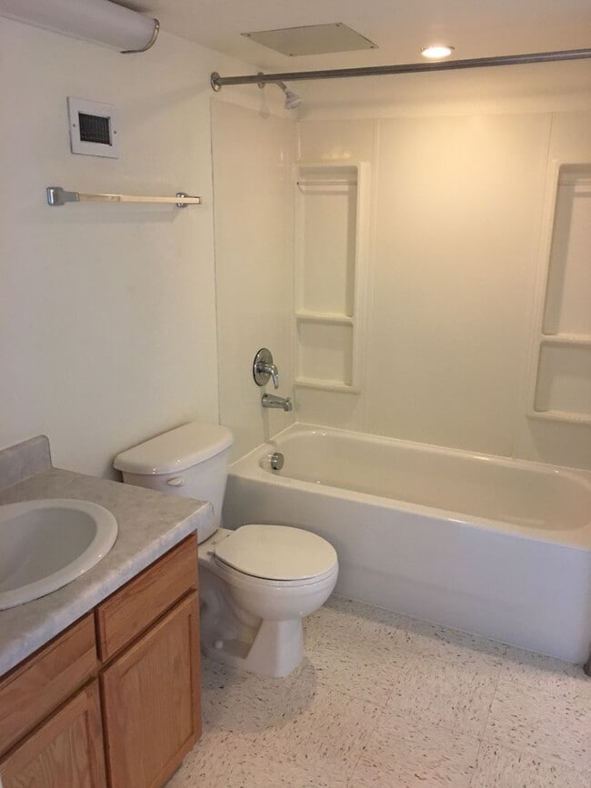 Photo - McKinley Tower Apartments