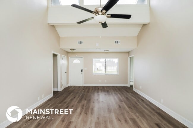 Photo - 6317 Boylston Way