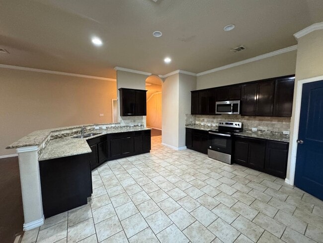 Photo - 6401 Alabaster Dr