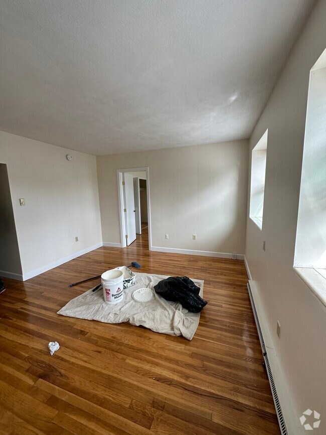Building Photo - 4 Remington St Unit 14 Rental