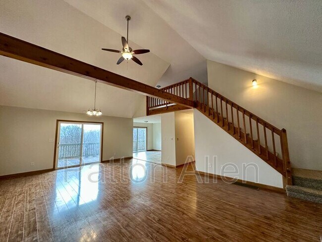 Photo - 41 Blevins Knob Dr