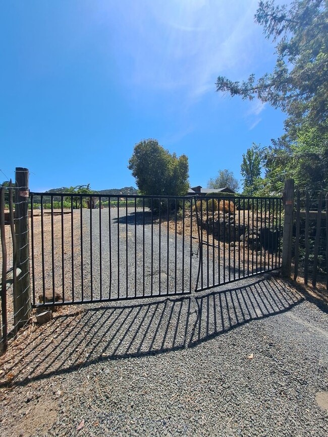 Living that Country Life in Napa - Close t... - Living that Country Life in Napa - Close t... House