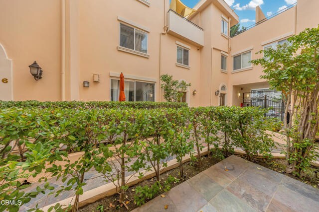 Photo - 4732 Radford Ave Casa Adosada