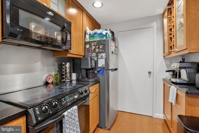 Photo - 825 N 29th St Unit 2C