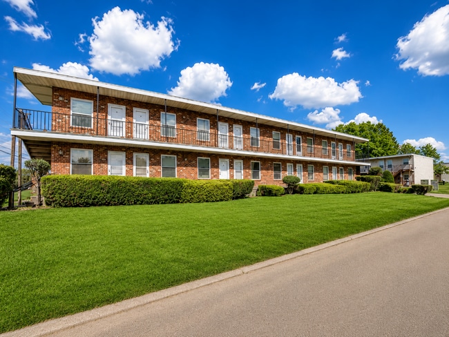 Building Photo - A comfortable 1 Bedroom with 1 Bathroom apartment in Anderson Avenue Unit 794 #10