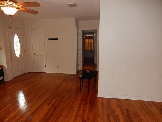 Photo - 307 N Dellview Dr